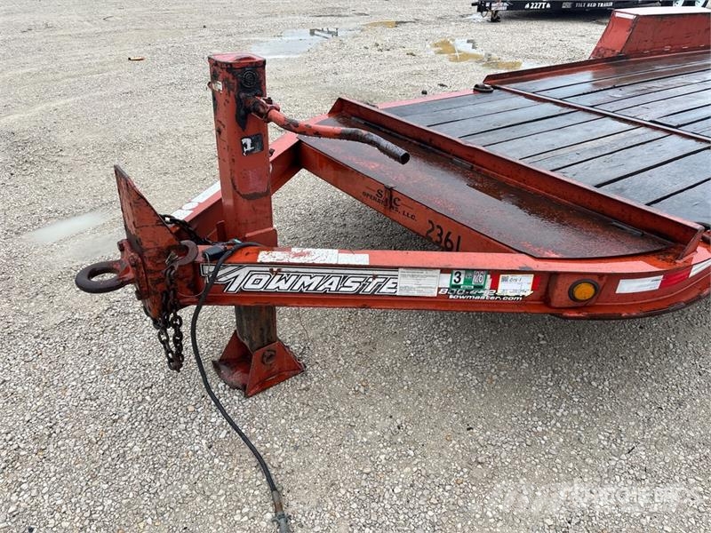 TOWMASTER T-14T 20 ft T/A Tilt Deck Trailer 低架裝載車
