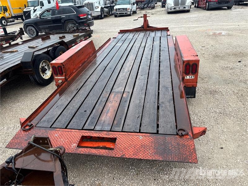 TOWMASTER T-14T 20 ft T/A Tilt Deck Trailer 低架裝載車