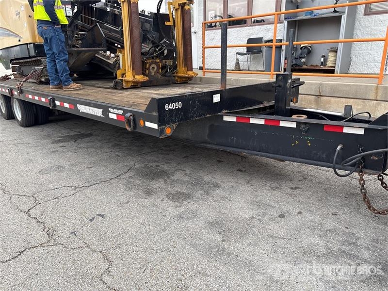 TOWMASTER T-40 23 ft T/A Equipment Trailer Prikolice za prevoz vozil