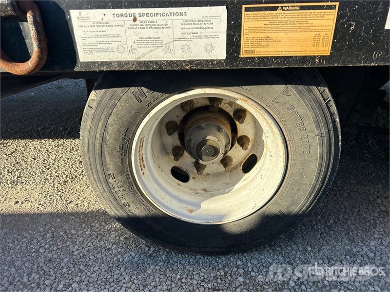 TOWMASTER T-40 31 ft T/A Equipment Trailer Remorque porte engin