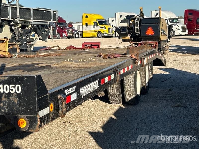TOWMASTER T-40 31 ft T/A Equipment Trailer Remorque porte engin