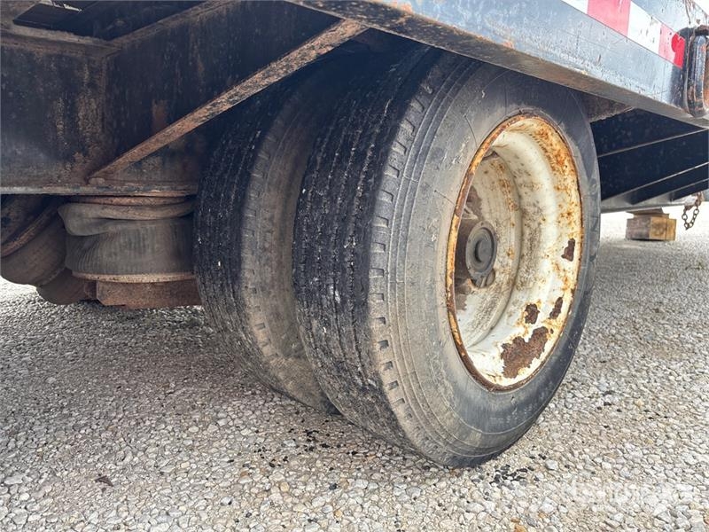 TOWMASTER T-50 Equipment Trailer Remorque porte engin