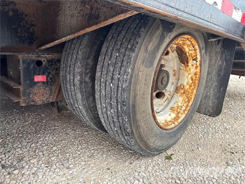 TOWMASTER T-50 Equipment Trailer Remorque porte engin