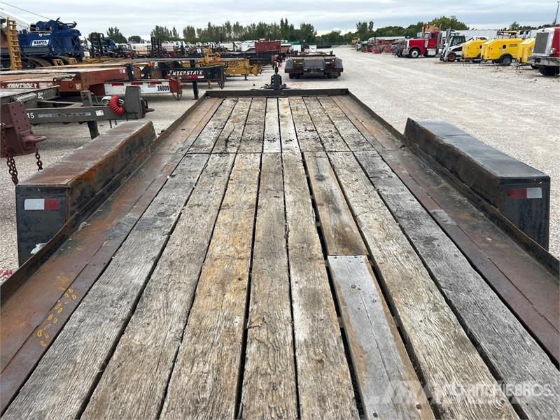 TOWMASTER T18DD 20 ft T/A Equipment Trailer Прицепы-Автовозы