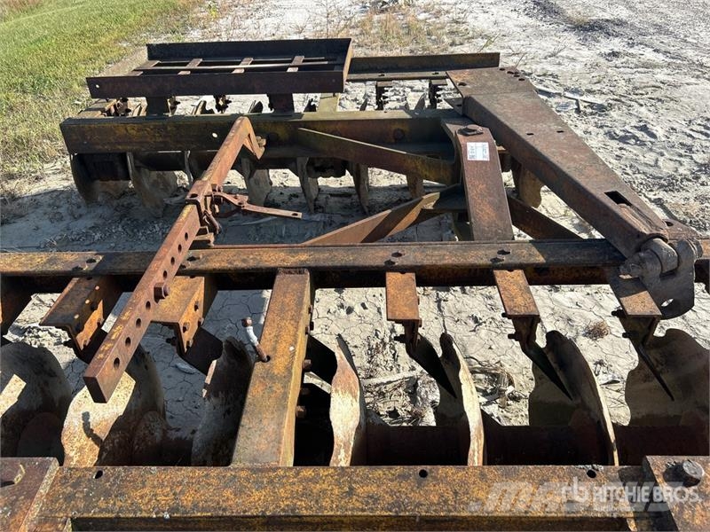 Towner D36-2-F 9 ft Drawbar hitch Offset Vertical 圆盘耙