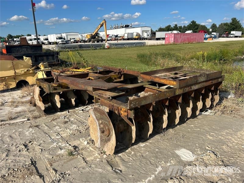 Towner D36-2-F 9 ft Drawbar hitch Offset Vertical 圆盘耙