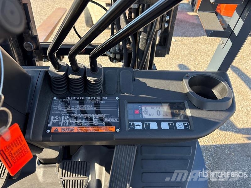 Toyota 50-8FGCU25 4700 lb Forklift 그 외 지게차