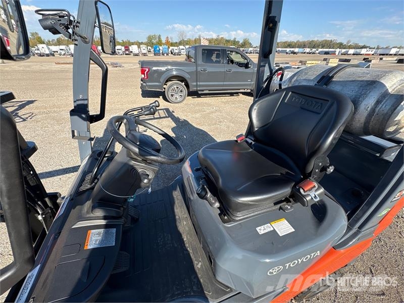 Toyota 50-8FGCU25 4700 lb Forklift 그 외 지게차