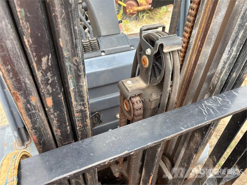 Toyota 50-8FGU25 4800 lb Cushion Tire Forklift (Inoperabl 其他叉车