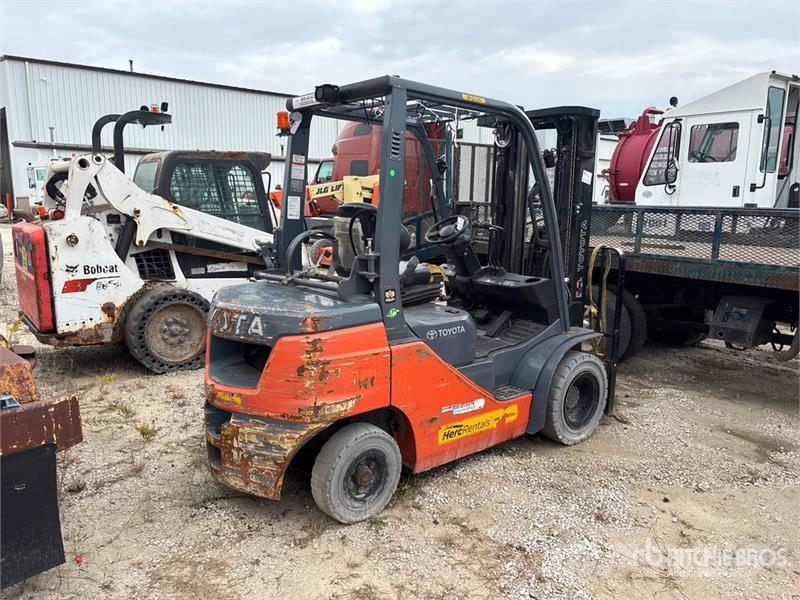 Toyota 50-8FGU25 4800 lb Cushion Tire Forklift (Inoperabl 其他叉车