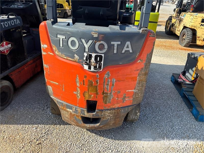 Toyota 8FBCU25 Ηλεκτρικά περονοφόρα ανυψωτικά κλαρκ