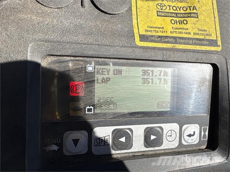 Toyota 8FBCU25 Elektrostapler
