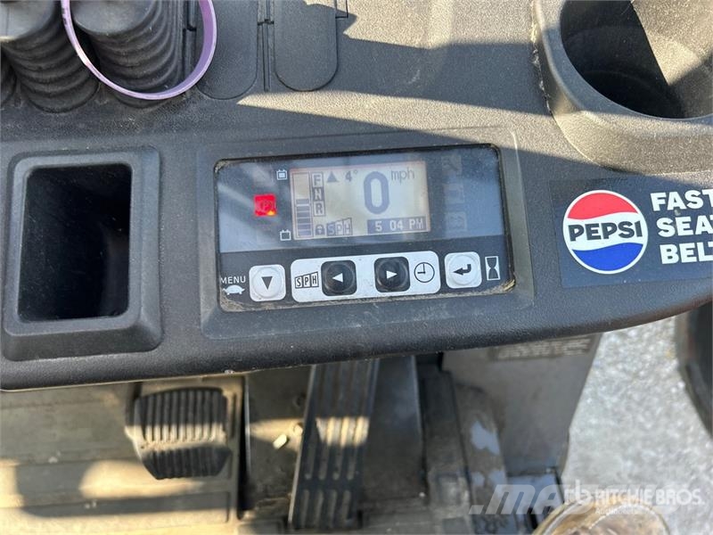 Toyota 8FBCU25 Ηλεκτρικά περονοφόρα ανυψωτικά κλαρκ