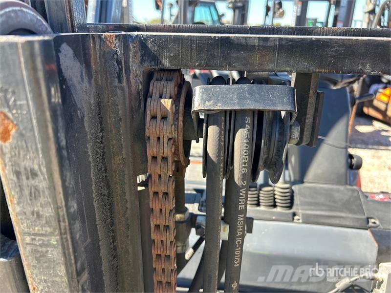 Toyota 8FGCU20 4000 lb Cushion Tire Forklift Övriga motviktstruckar