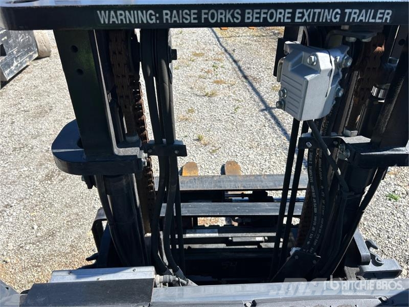 Toyota 8FGCU20 4000 lb Cushion Tire Forklift Övriga motviktstruckar