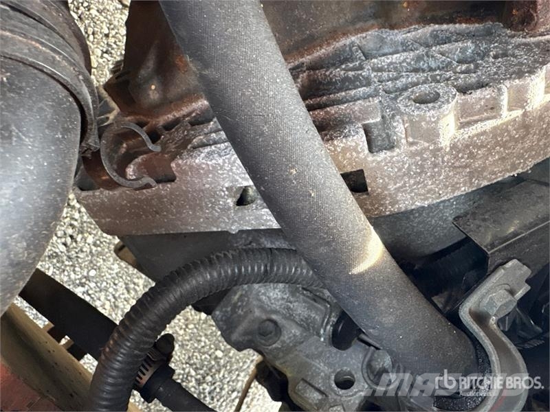 Toyota 8FGU25 6000 lb Pneumatic Tire Forklift Kahveltõstukid - muud