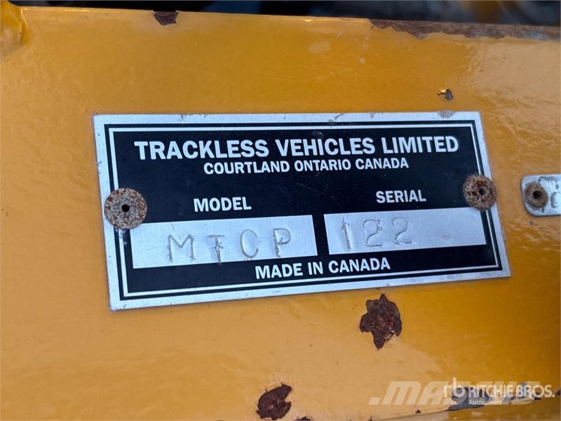 Trackless Vehicles Limited MTCP 67 in Skid Steer Planer مكونات أخرى