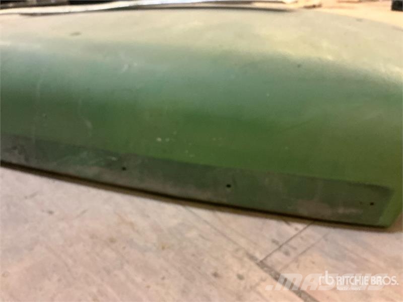  Tractor Hood مكونات أخرى