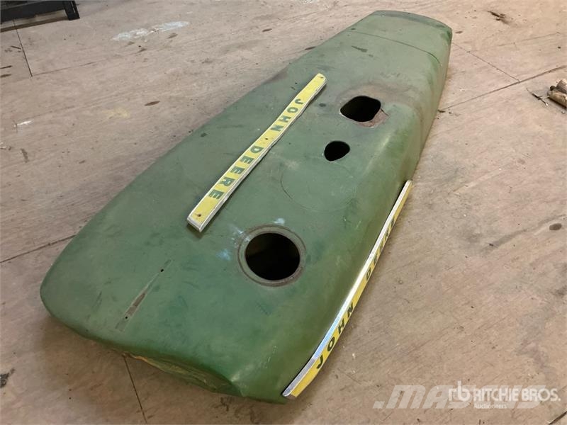  Tractor Hood مكونات أخرى