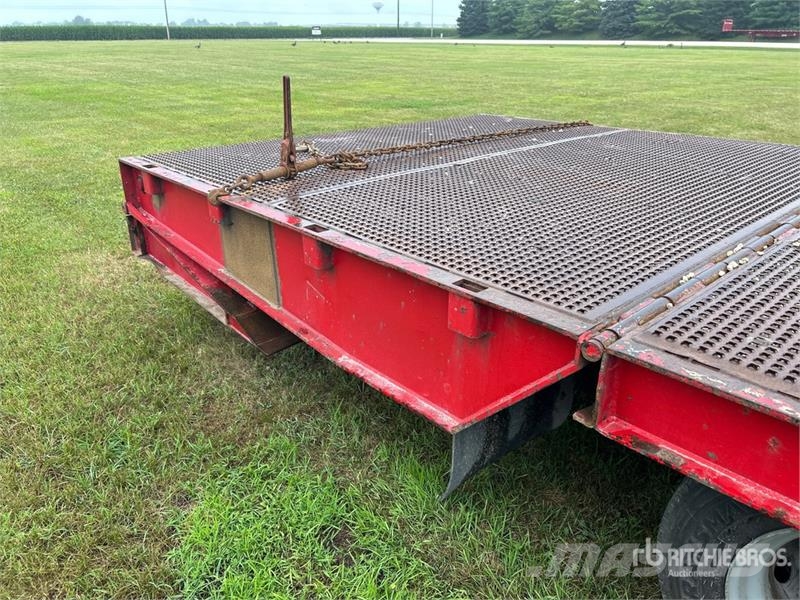 Trail-Eze DHT8048 48 ft T/A Hydraulic Tail Trailer Tieflader