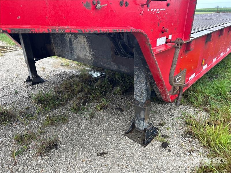 Trail-Eze DHT8048 48 ft T/A Hydraulic Tail Trailer Tieflader