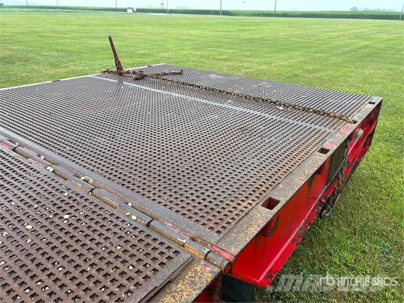 Trail-Eze DHT8048 48 ft T/A Hydraulic Tail Trailer Tieflader
