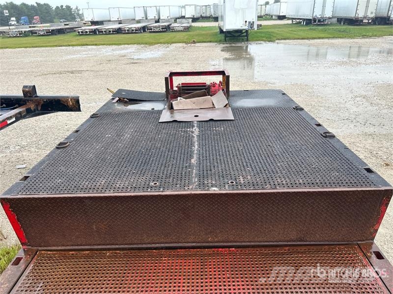 Trail-Eze DHT8048 48 ft T/A Hydraulic Tail Trailer Tieflader