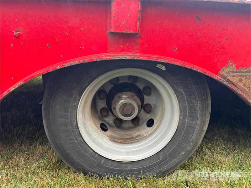 Trail-Eze DHT8048 48 ft T/A Hydraulic Tail Trailer Tieflader