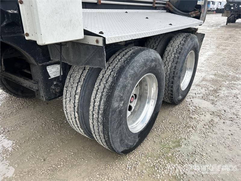 Trail King OLB226NG 29 ft T/A Live Bottom Trailer Walking floor semitrailers