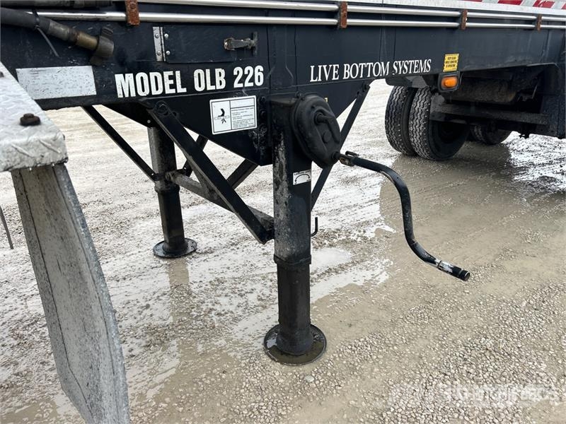 Trail King OLB226NG 29 ft T/A Live Bottom Trailer Walking floor semitrailers