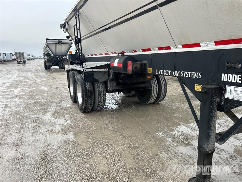 Trail King OLB226NG 29 ft T/A Live Bottom Trailer Walking floor semitrailers