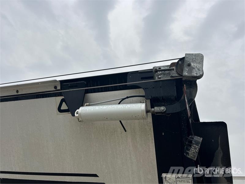 Trail King OLB226NG 29 ft T/A Live Bottom Trailer Walking floor semitrailers