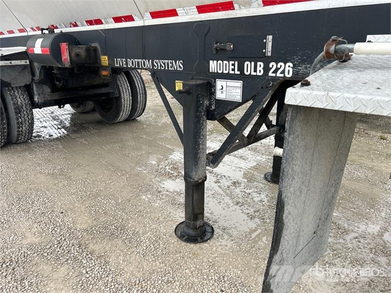 Trail King OLB226NG 29 ft T/A Live Bottom Trailer Walking floor semitrailers