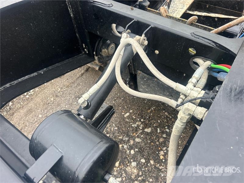 Trail King Quad/A Removable Gooseneck Lowboy Trailer 로우 로더