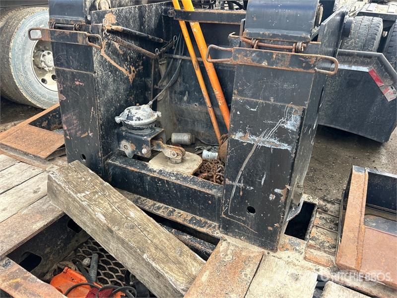 Trail King Quad/A Removable Gooseneck Lowboy Trailer Caricatore basso