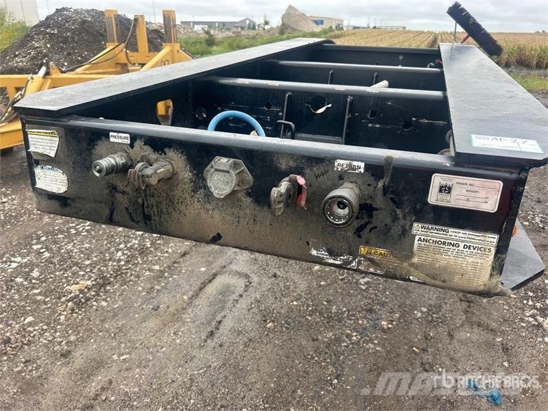 Trail King Quad/A Removable Gooseneck Lowboy Trailer 로우 로더