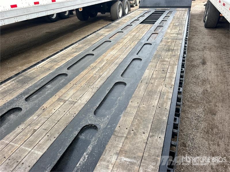 Trail King T/A 53 ft Extendable Removable Gooseneck Lowboy Tr Zemie treileri