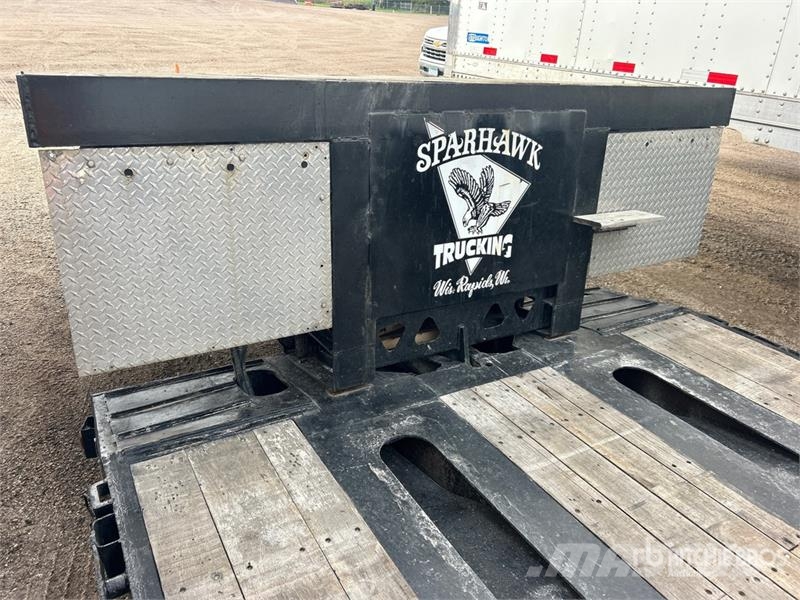 Trail King T/A 53 ft Extendable Removable Gooseneck Lowboy Tr Zemie treileri