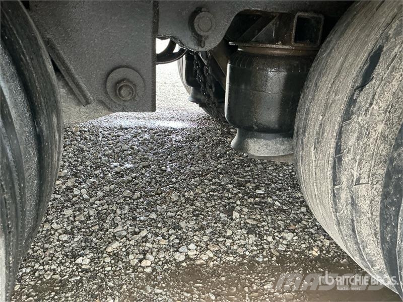 Trail King TK110SA-533 Tri/A Sliding Axle Trailer Low loaders