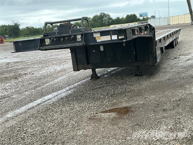 Trail King TK110SA-533 Tri/A Sliding Axle Trailer Low loaders