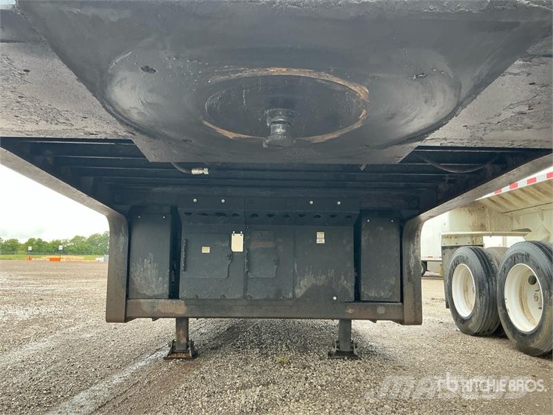 Trail King TK110SA-533 Tri/A Sliding Axle Trailer Low loaders