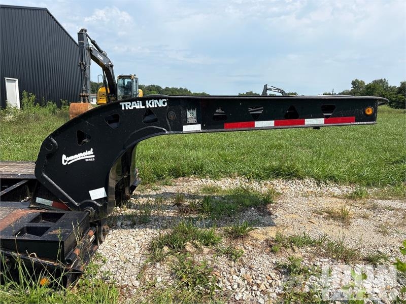 Trail King TK70HG-452 35 ton T/A Removable Gooseneck Lowboy T Low loaders