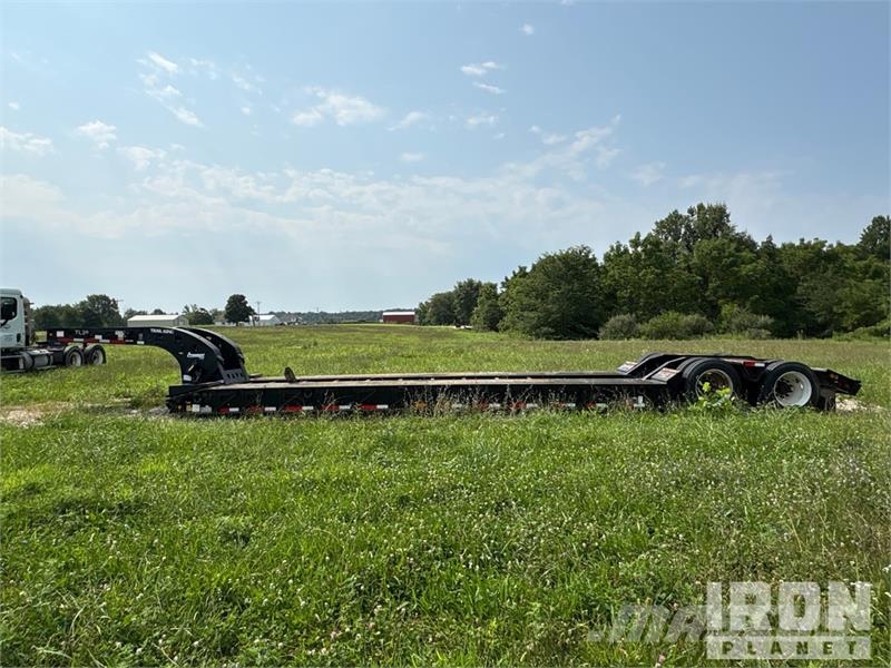 Trail King TK70HG-452 35 ton T/A Removable Gooseneck Lowboy T Low loaders