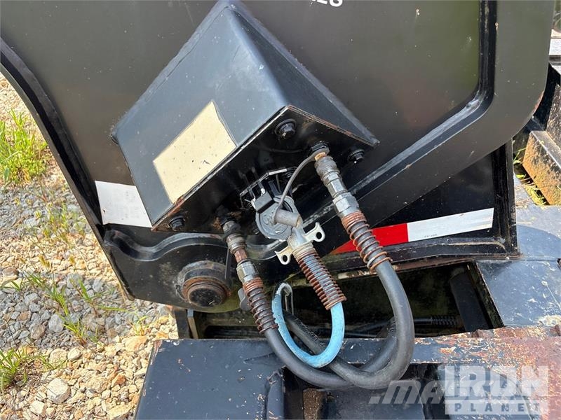 Trail King TK70HG-452 35 ton T/A Removable Gooseneck Lowboy T Low loaders