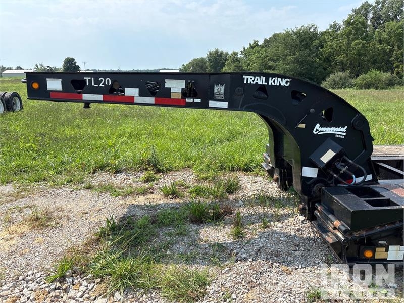 Trail King TK70HG-452 35 ton T/A Removable Gooseneck Lowboy T Low loaders