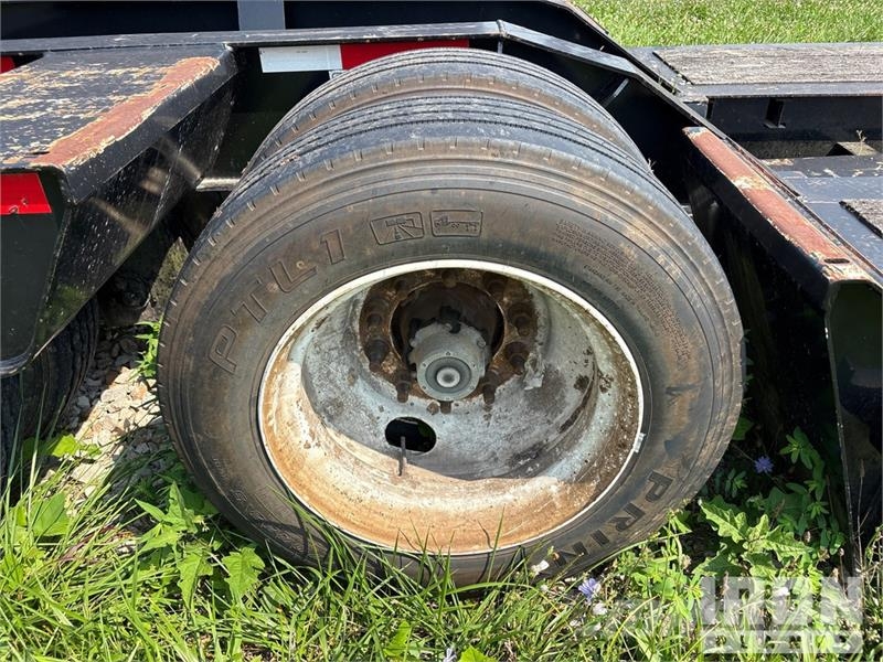Trail King TK70HG-452 35 ton T/A Removable Gooseneck Lowboy T Low loaders