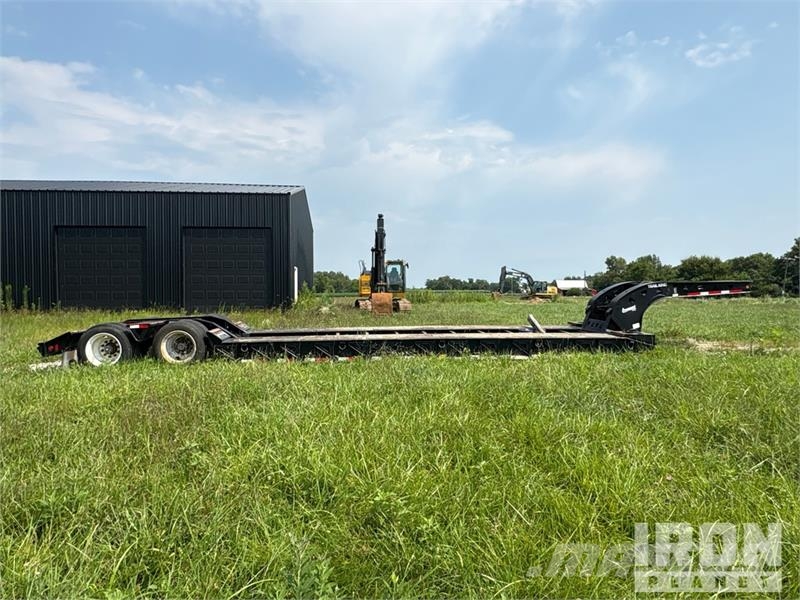 Trail King TK70HG-452 35 ton T/A Removable Gooseneck Lowboy T Low loaders
