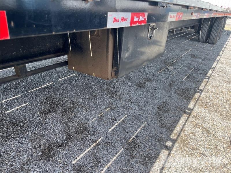Trail Maxx FTL210-40 13600 lb 40 ft T/A Sliding Axle Trailer لوادر منخفضة