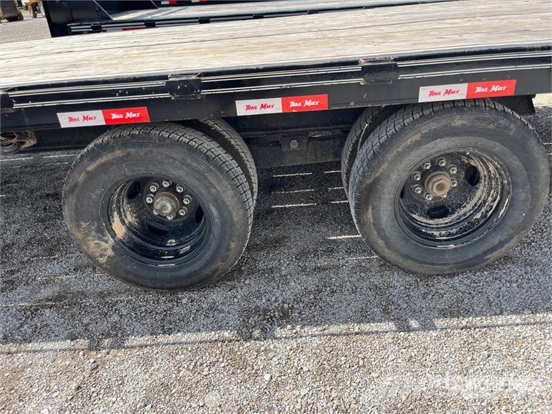 Trail Maxx FTL210-40 13600 lb 40 ft T/A Sliding Axle Trailer لوادر منخفضة
