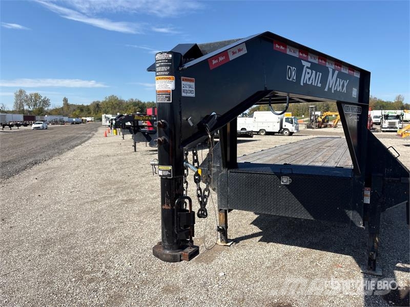 Trail Maxx Max27-40 40 ft T/A Gooseneck Equipment Trailer Prikolice za prevoz vozil